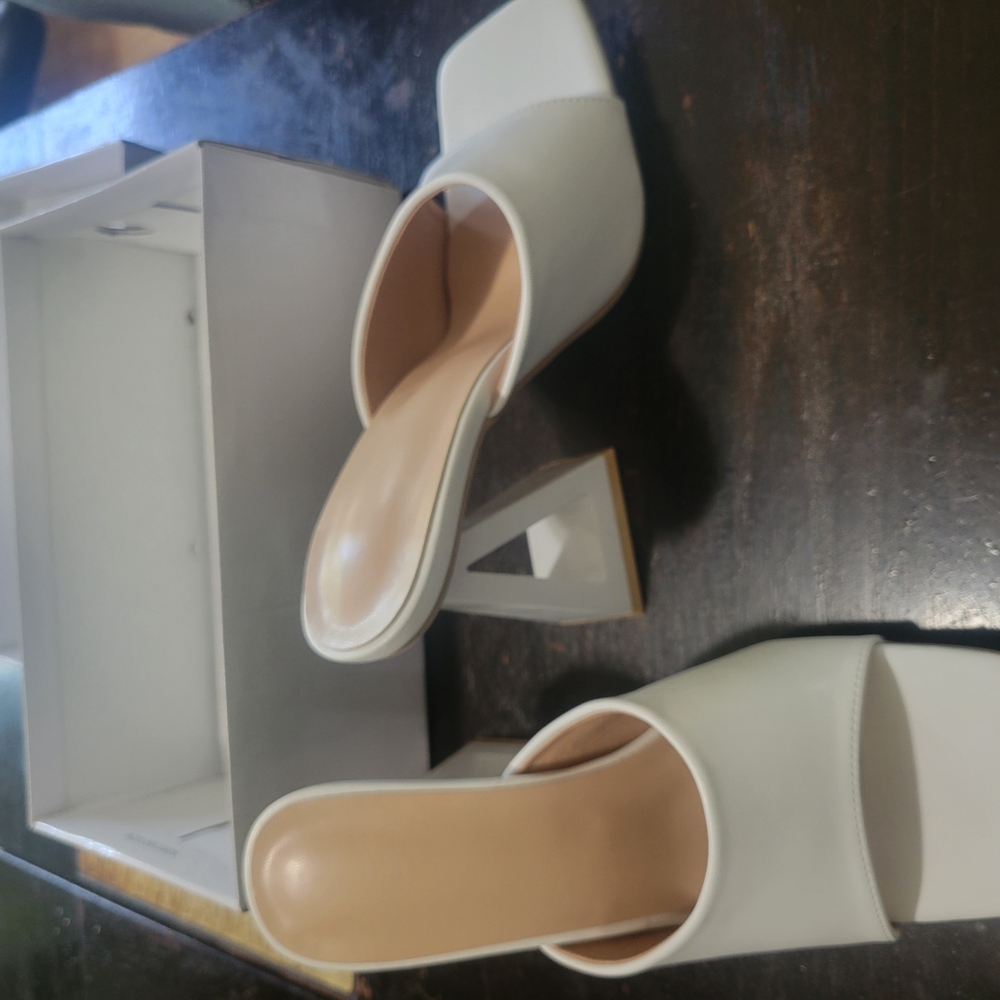 Elegant White Women's Mules